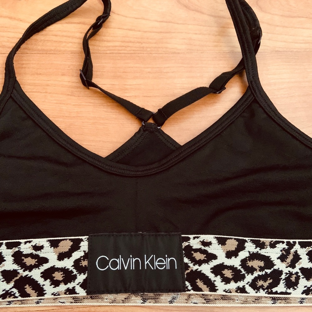 ♥️ Calvin Klein Animal-Print Unlined Bralette - Picture 3 of 5